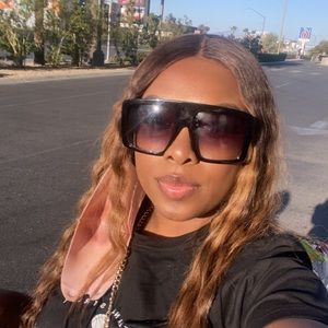 Meet your Posher, Jelissa